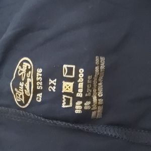 Casual navy blue bamboo lycra pant